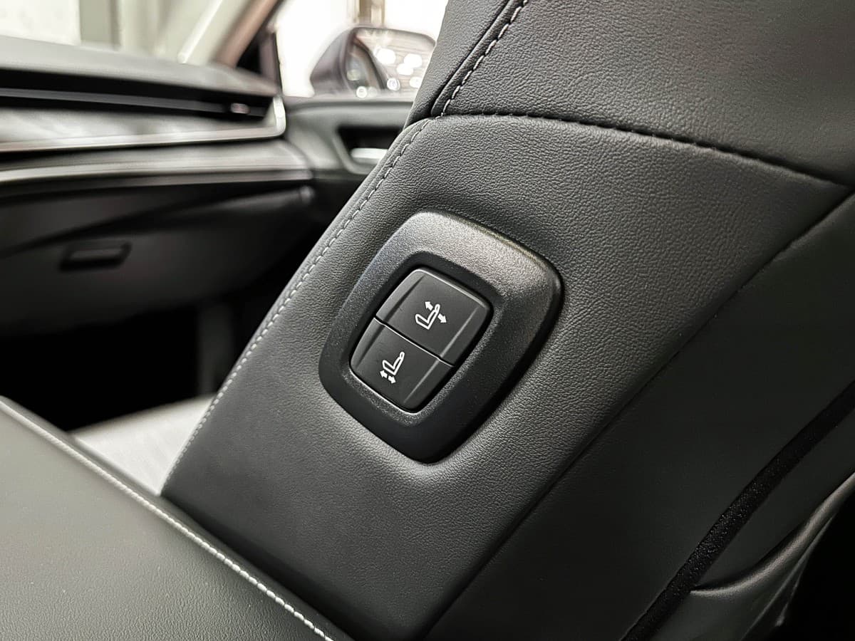 Toyota Camry - фото 13