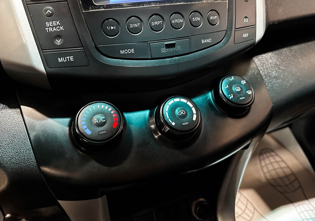 Lifan X60 - фото 19