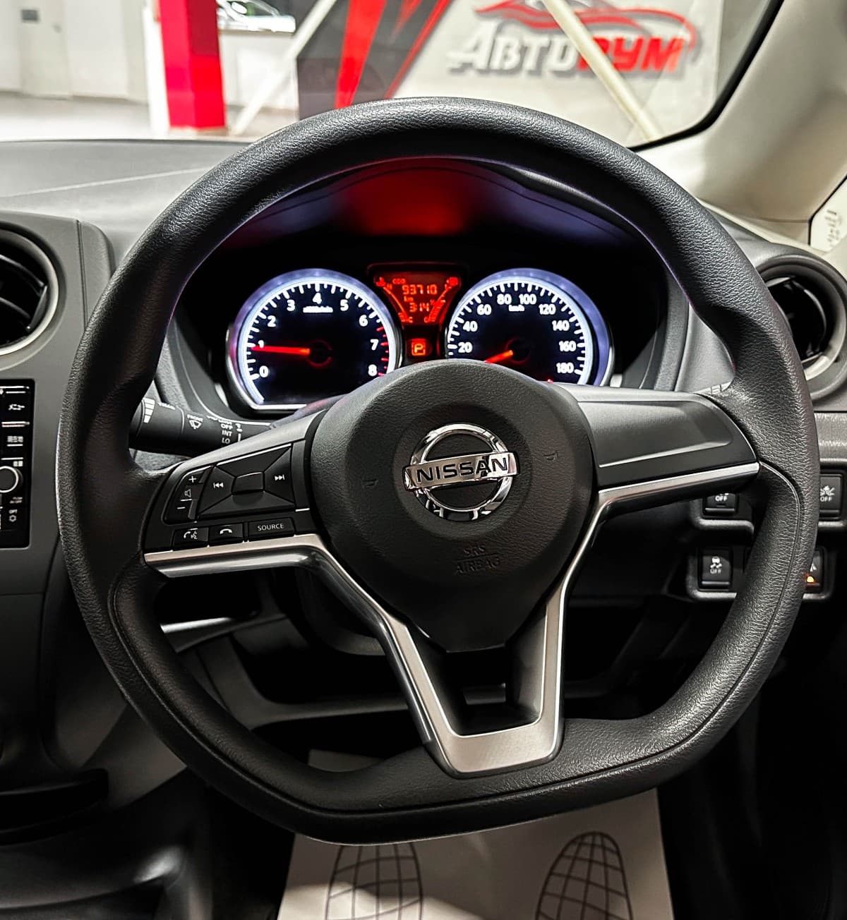 Nissan Note - фото 26