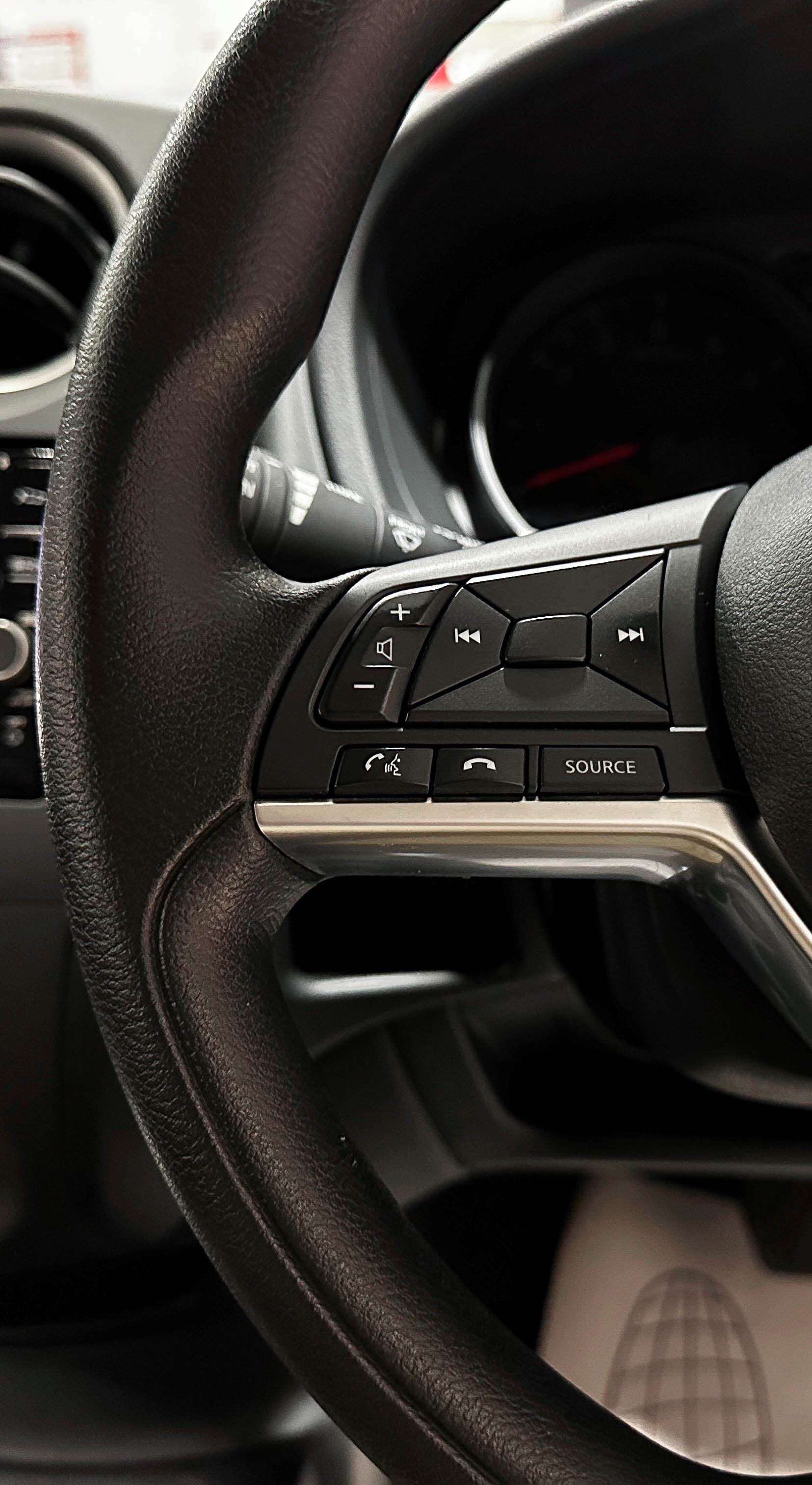 Nissan Note - фото 20