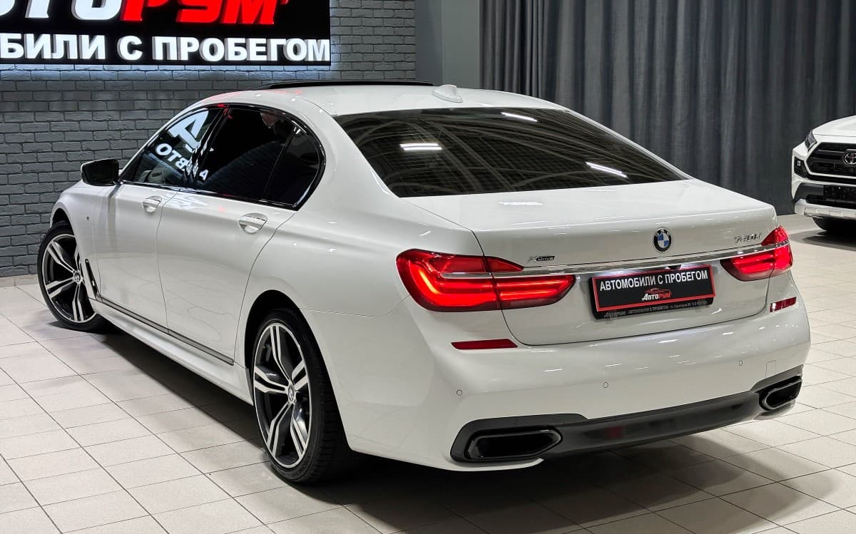 BMW 740 LI - фото 7