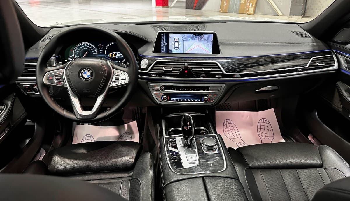 BMW 740 LI - фото 39