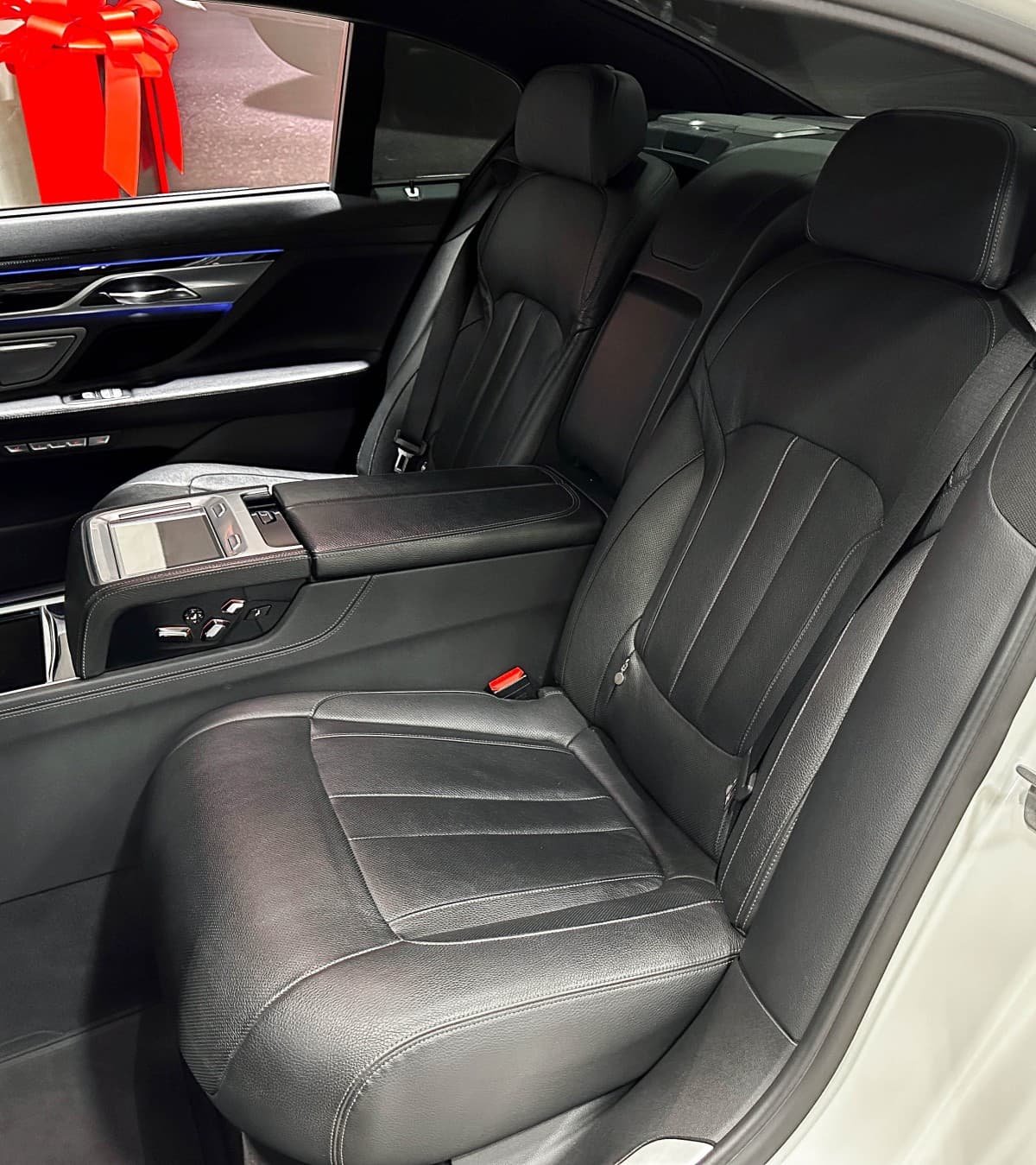 BMW 740 LI - фото 17