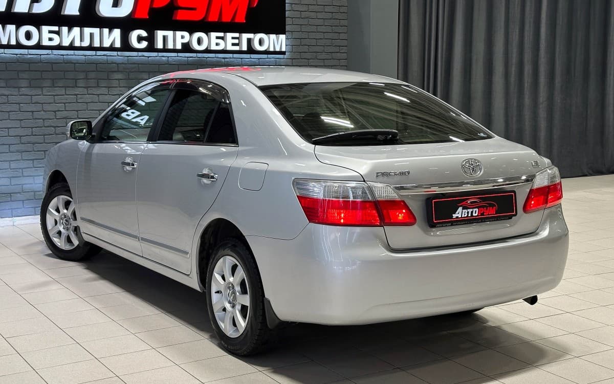 Toyota Premio - фото 7