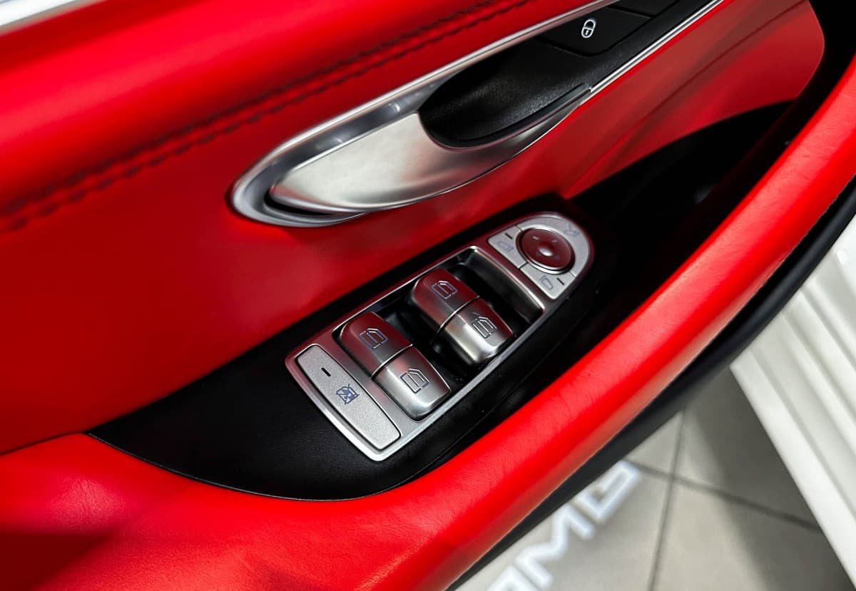 Mercedes-Benz AMG GT - фото 20