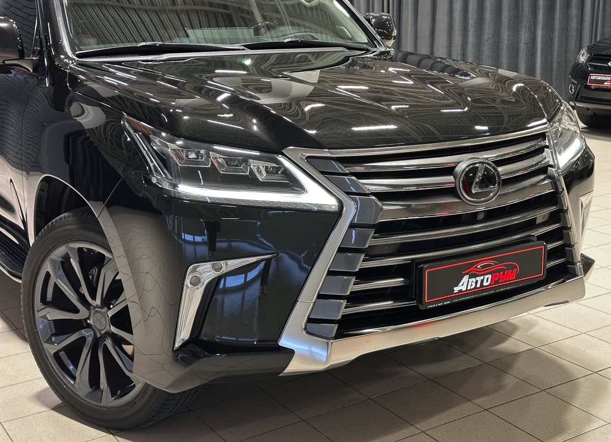Lexus LX 570 - фото 10