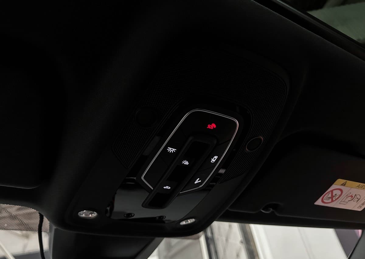 Audi Q8 - фото 31