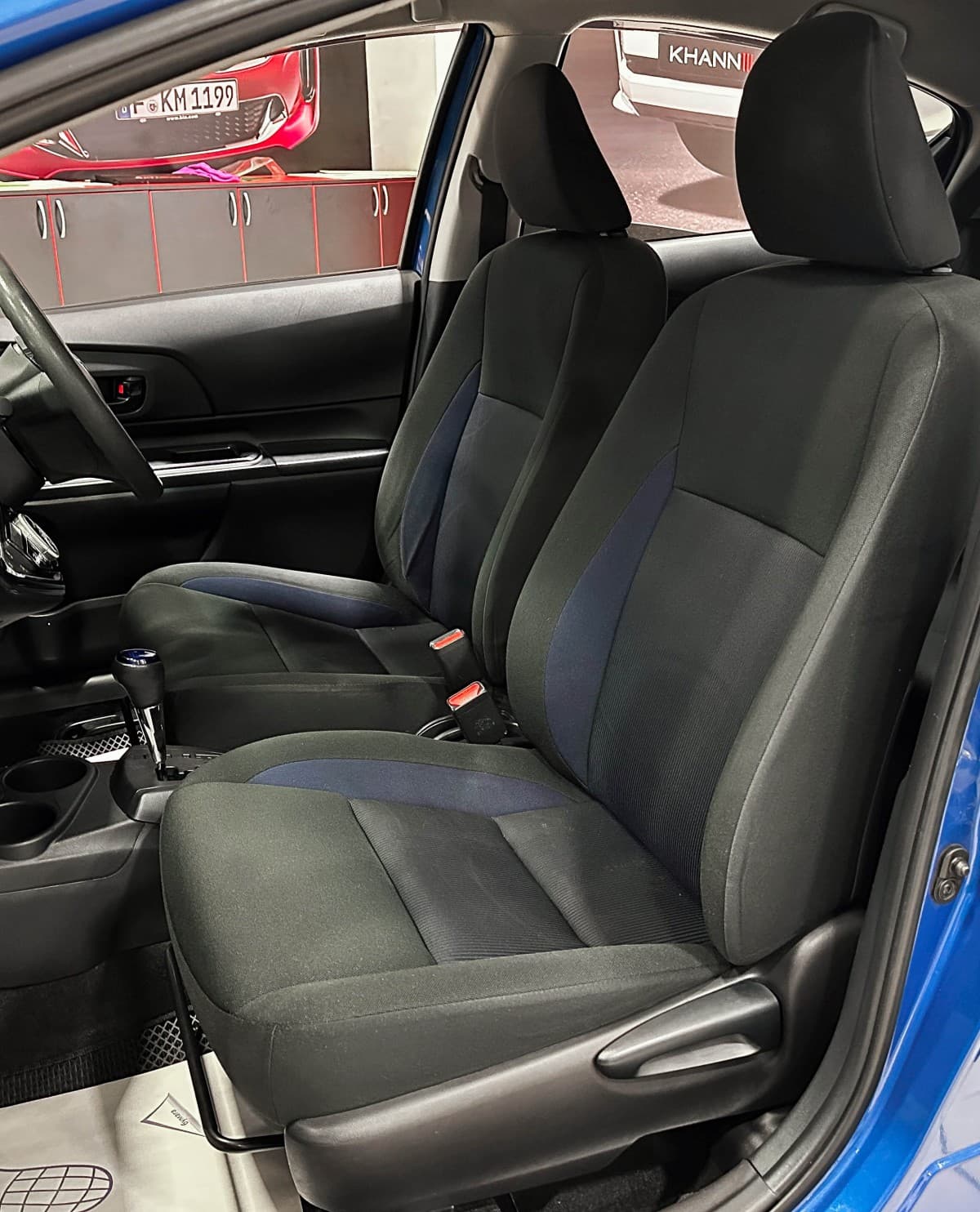 Toyota Aqua Hybrid - фото 15