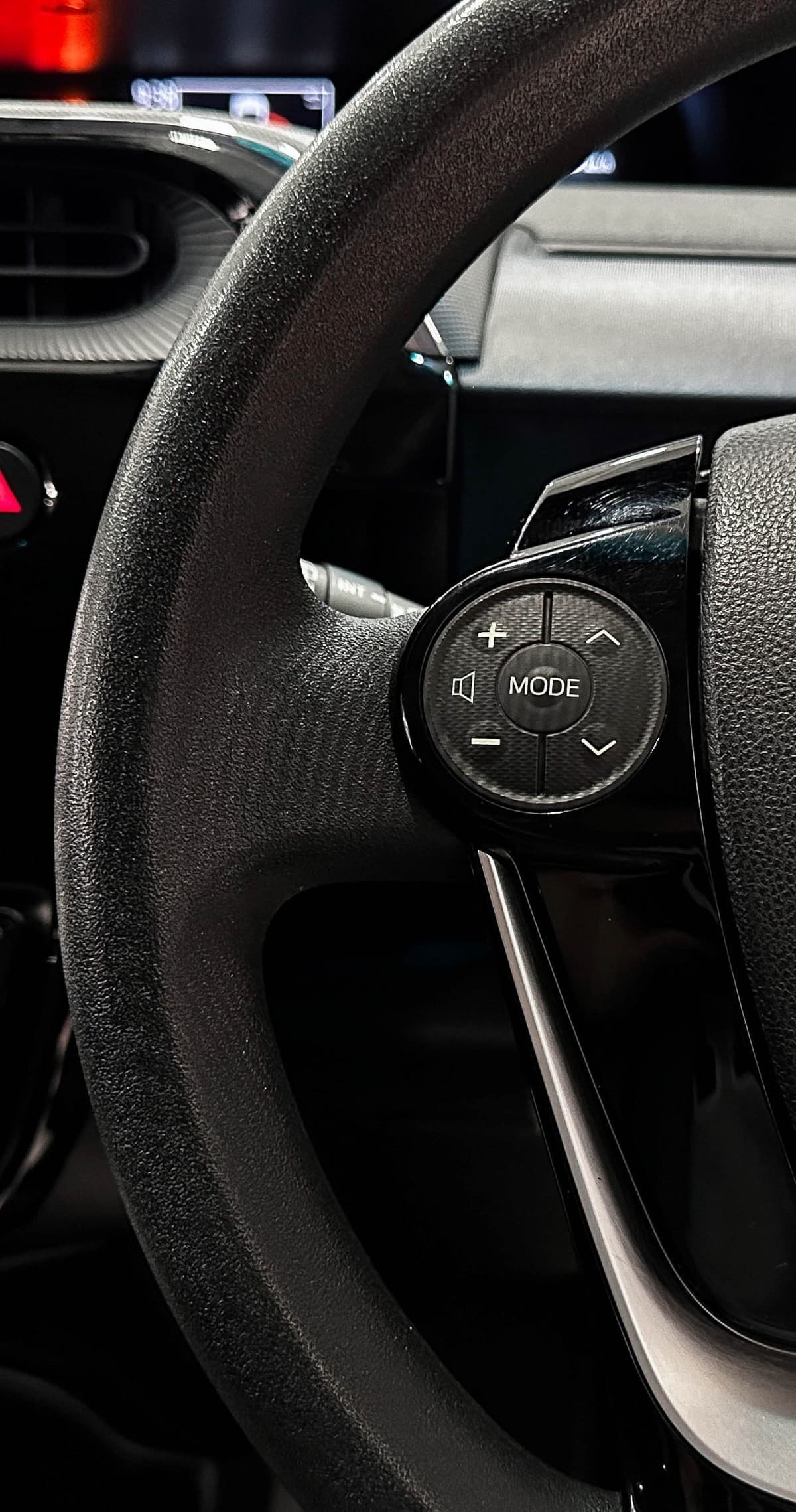 Toyota Aqua Hybrid - фото 20