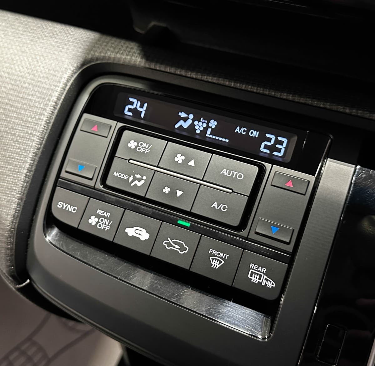 Honda Stepwgn - фото 30