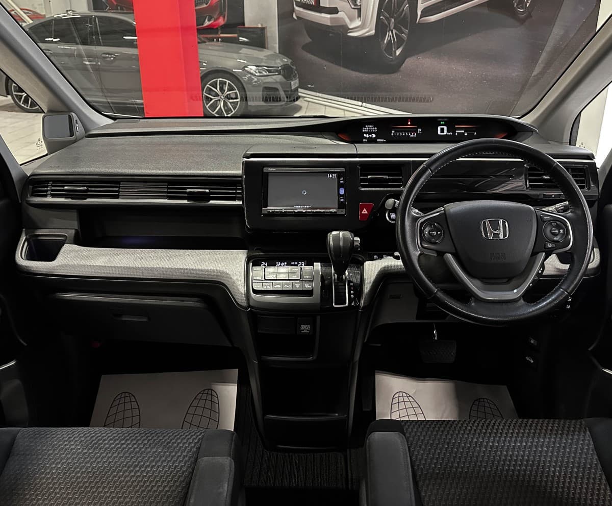 Honda Stepwgn - фото 33