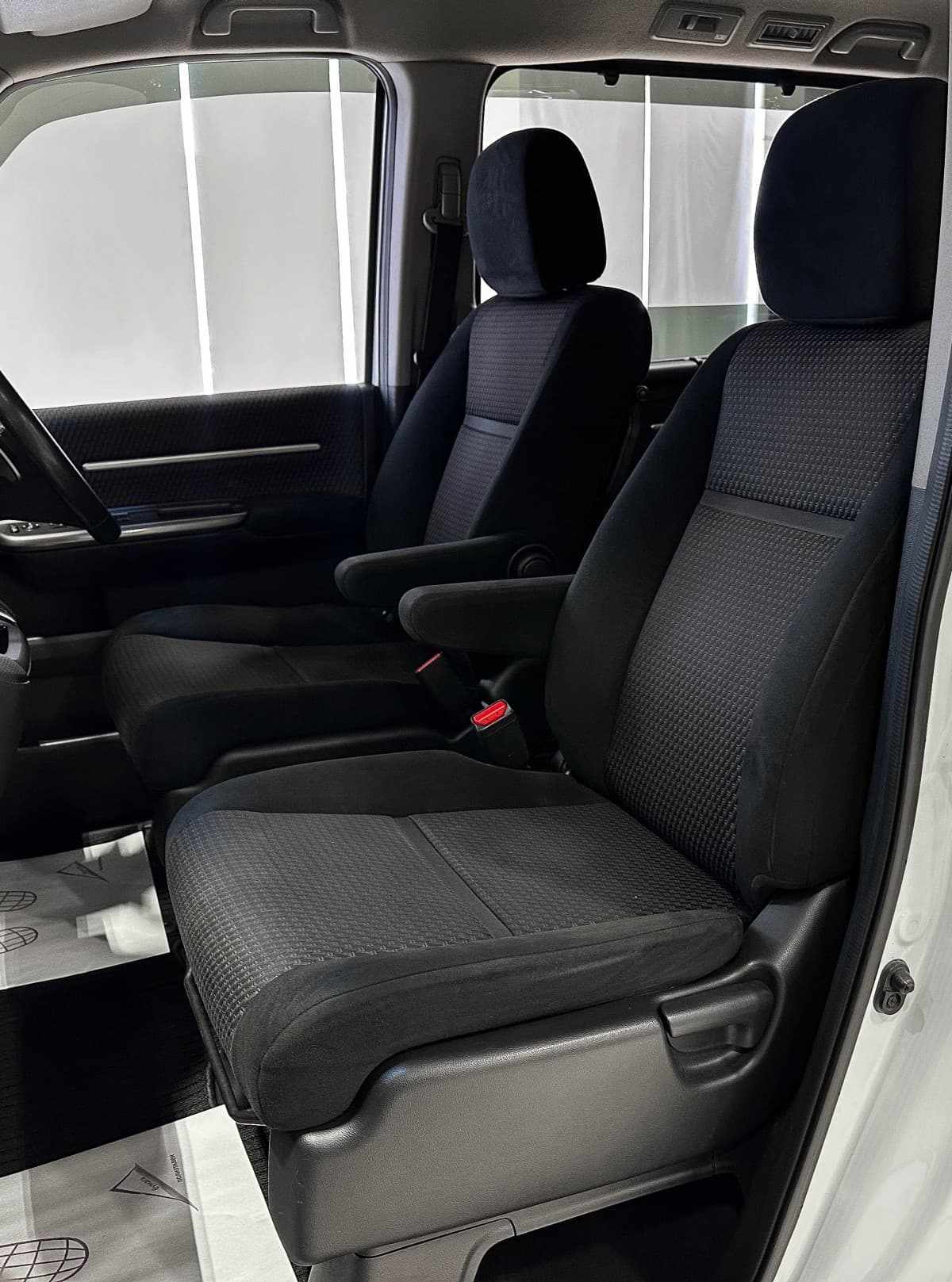Honda Stepwgn - фото 19