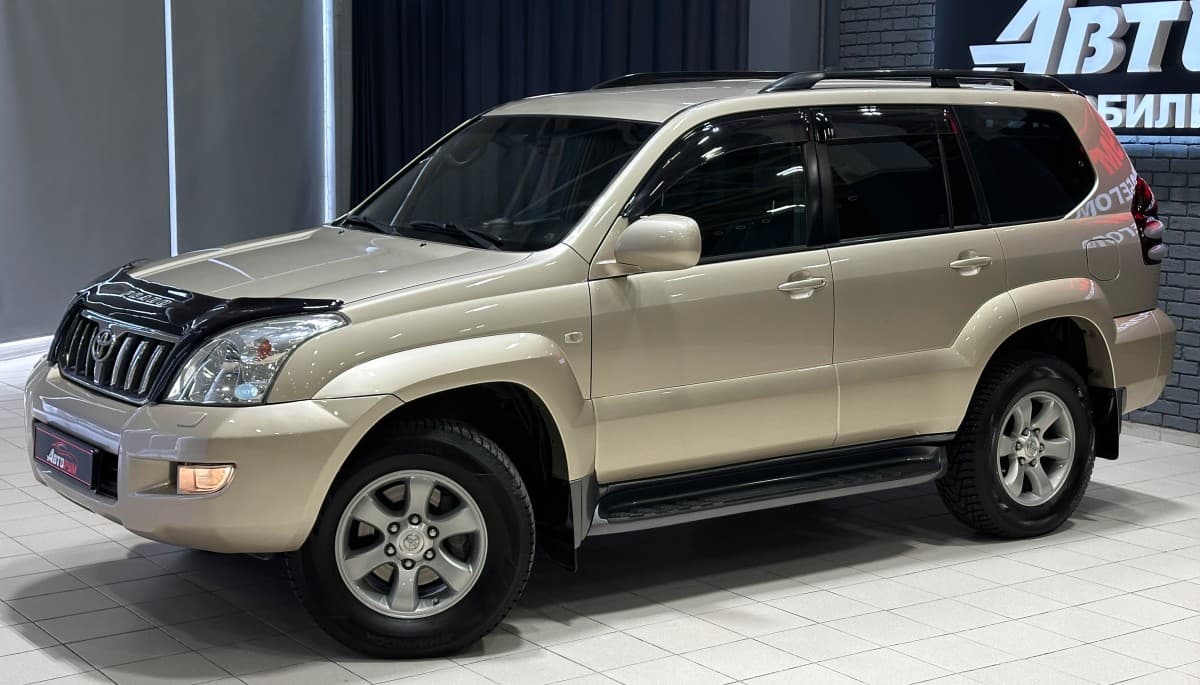 Toyota Land Cruiser Prado - 2
