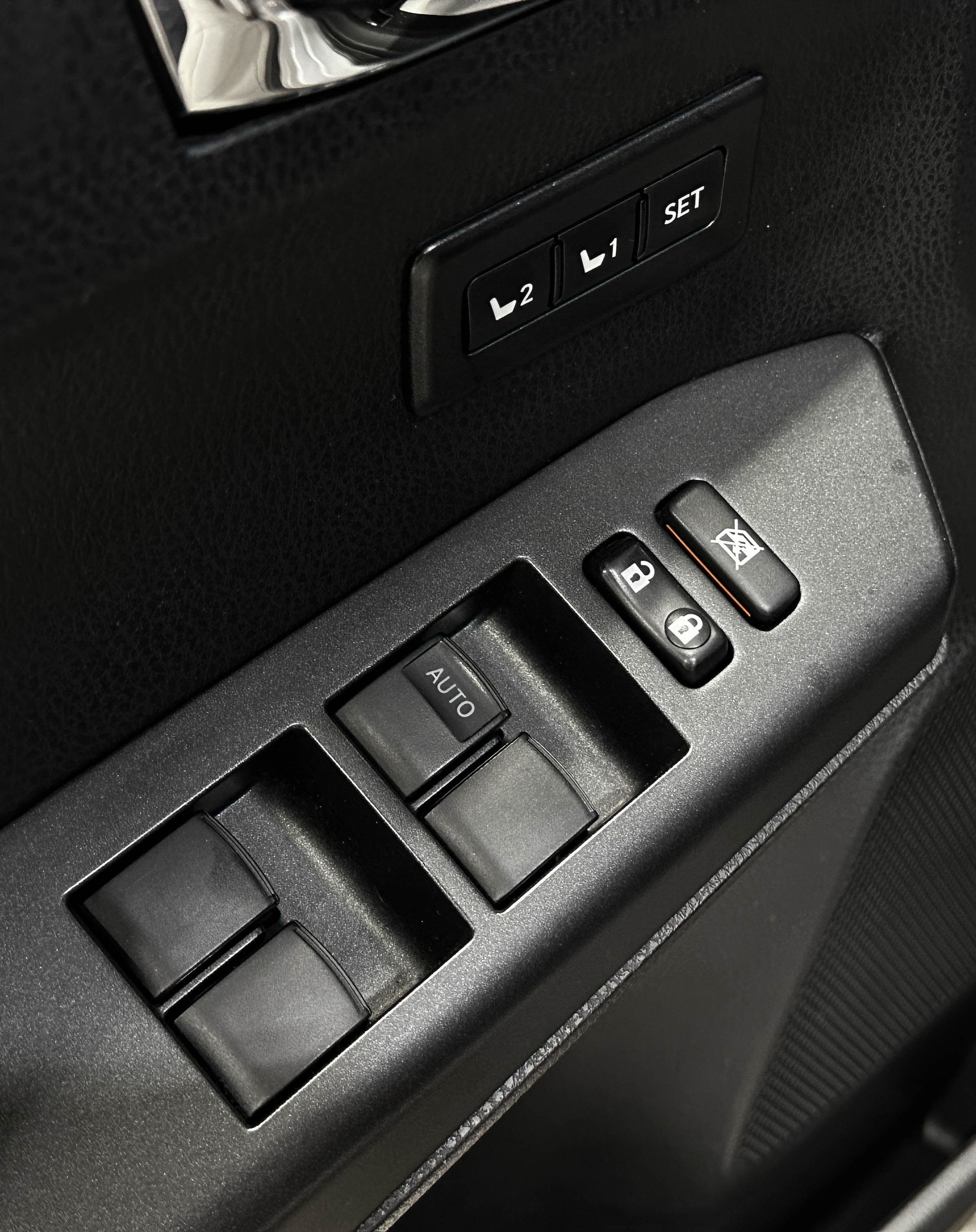 Toyota RAV4 - фото 18