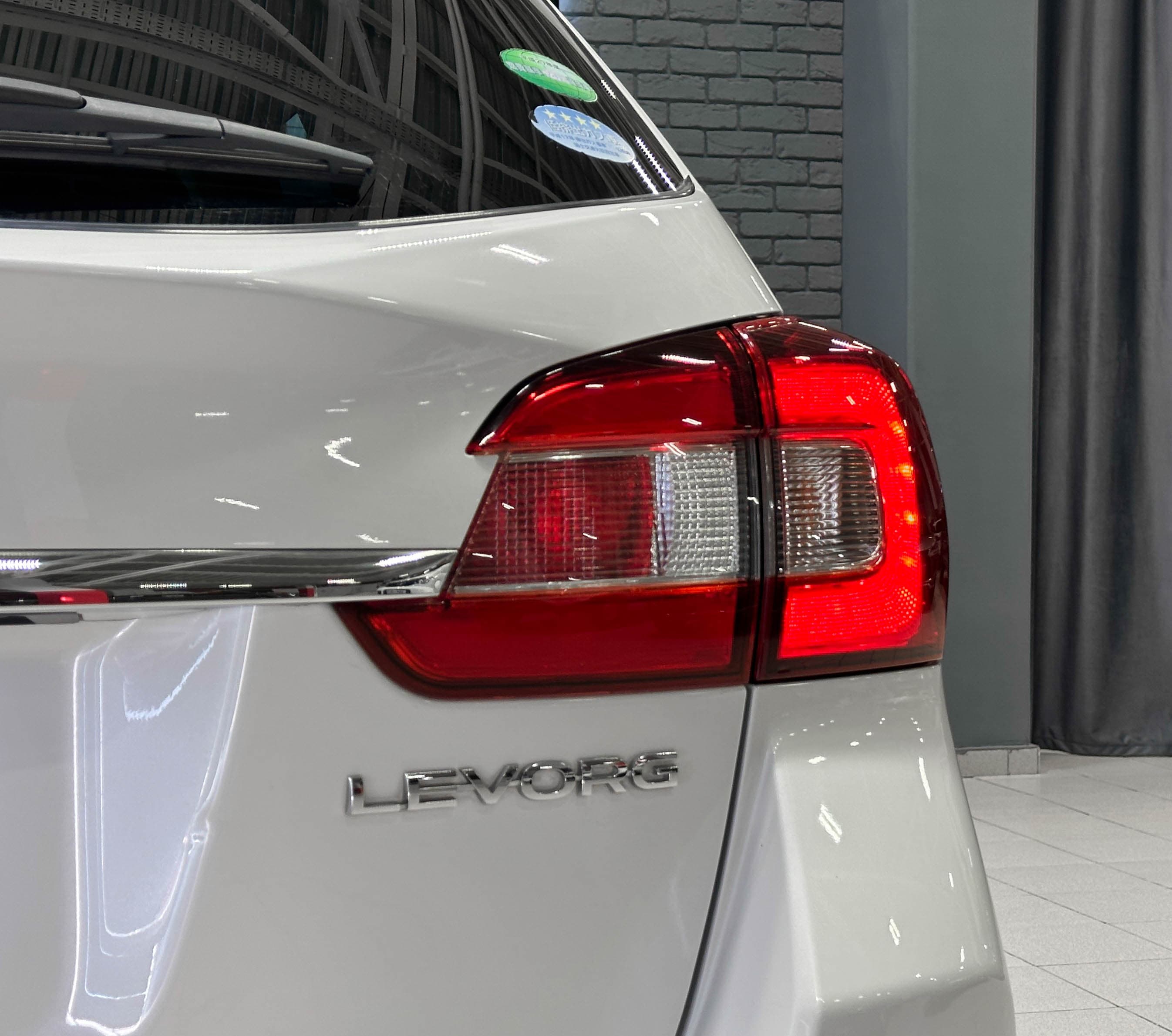 Subaru Levorg - фото 8