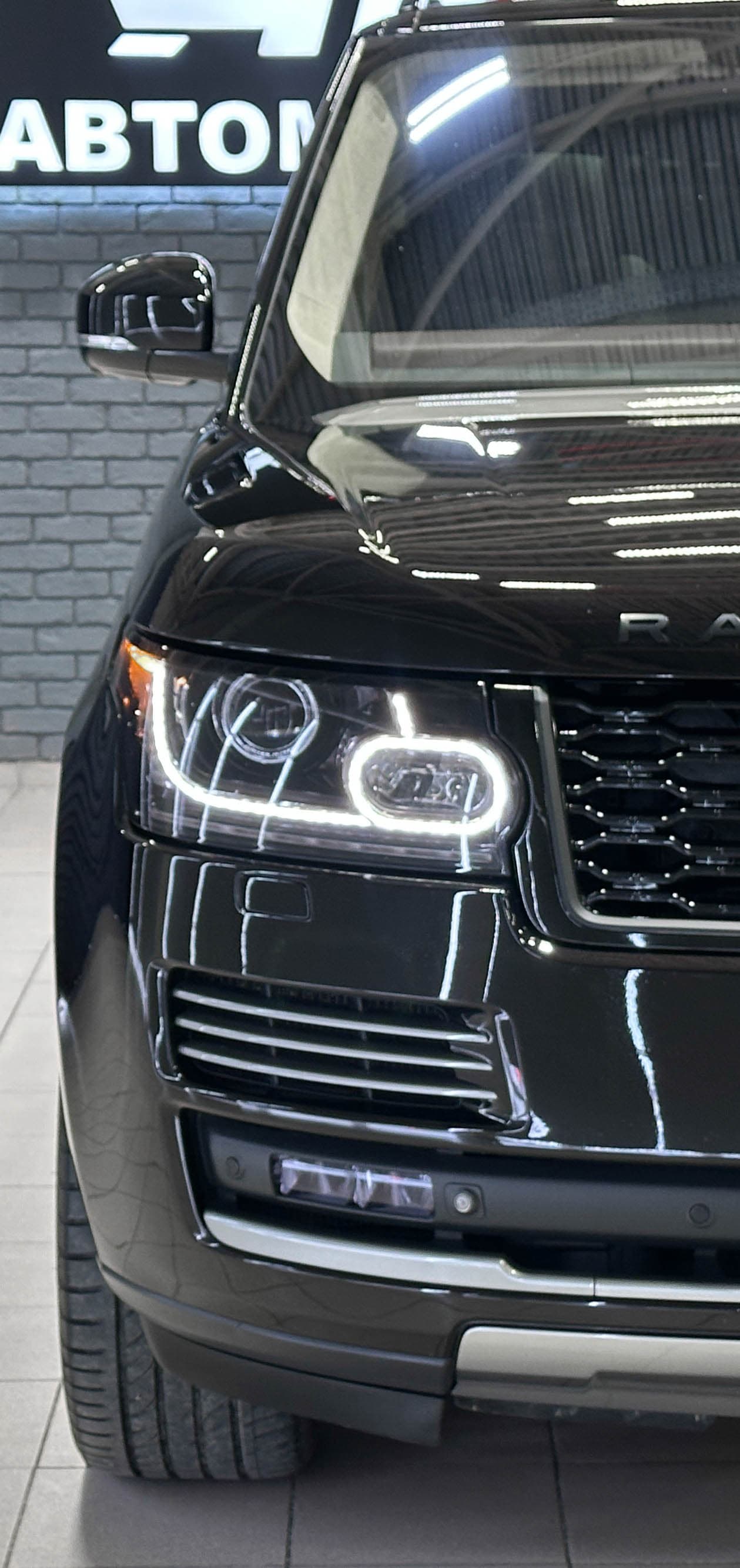 Land Rover Range Rover - 5