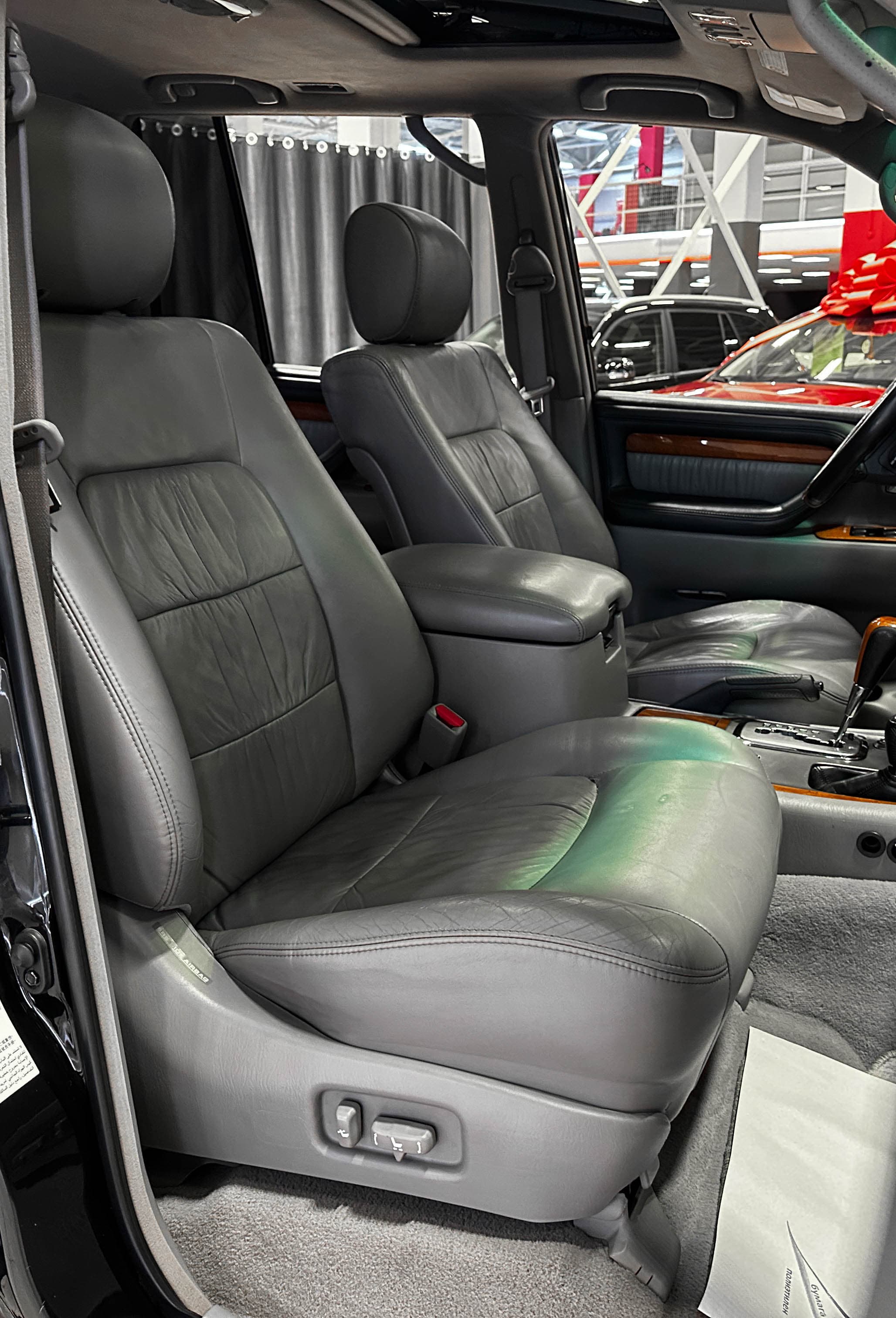 Lexus LX 470 - фото 17