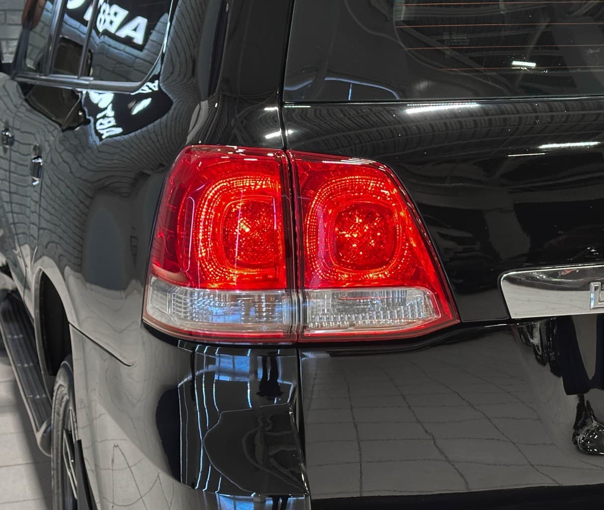 Toyota Land Cruiser 200 - фото 9