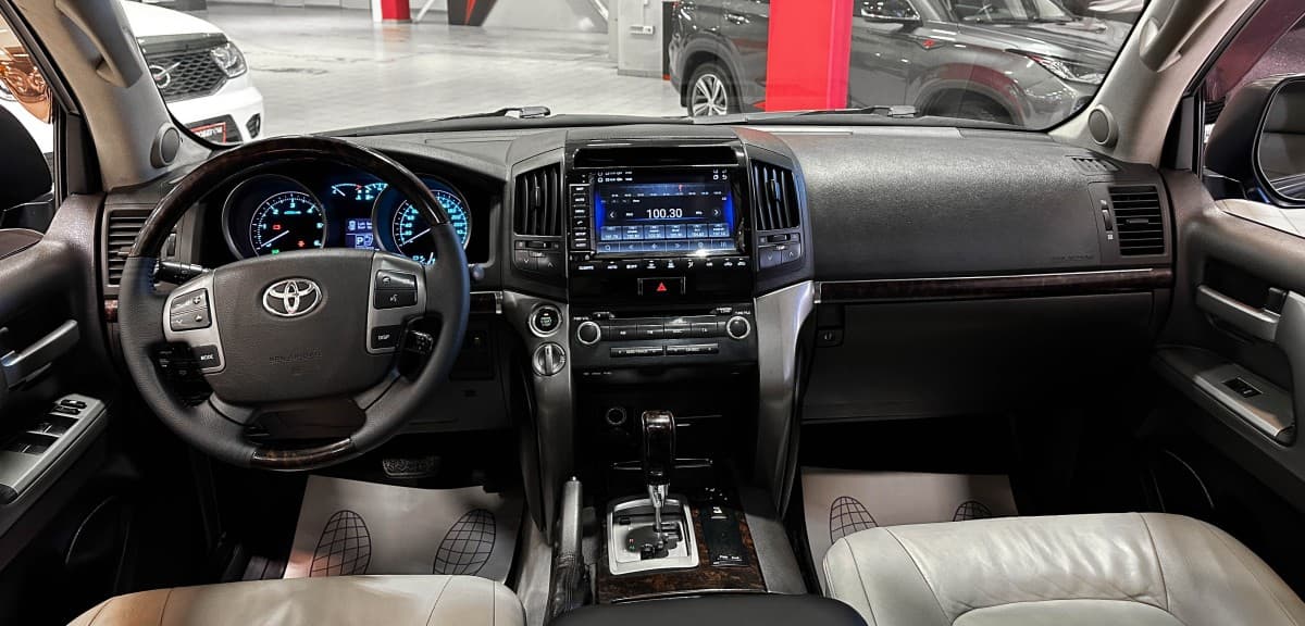 Toyota Land Cruiser 200 - фото 33