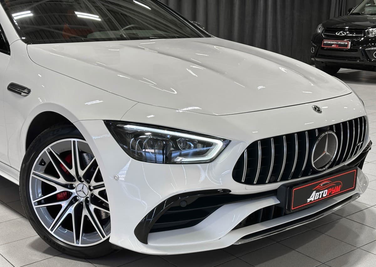 Mercedes-Benz AMG GT - 4
