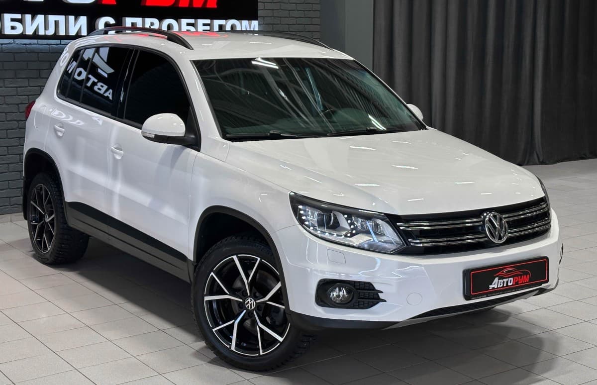 Volkswagen Tiguan - 4