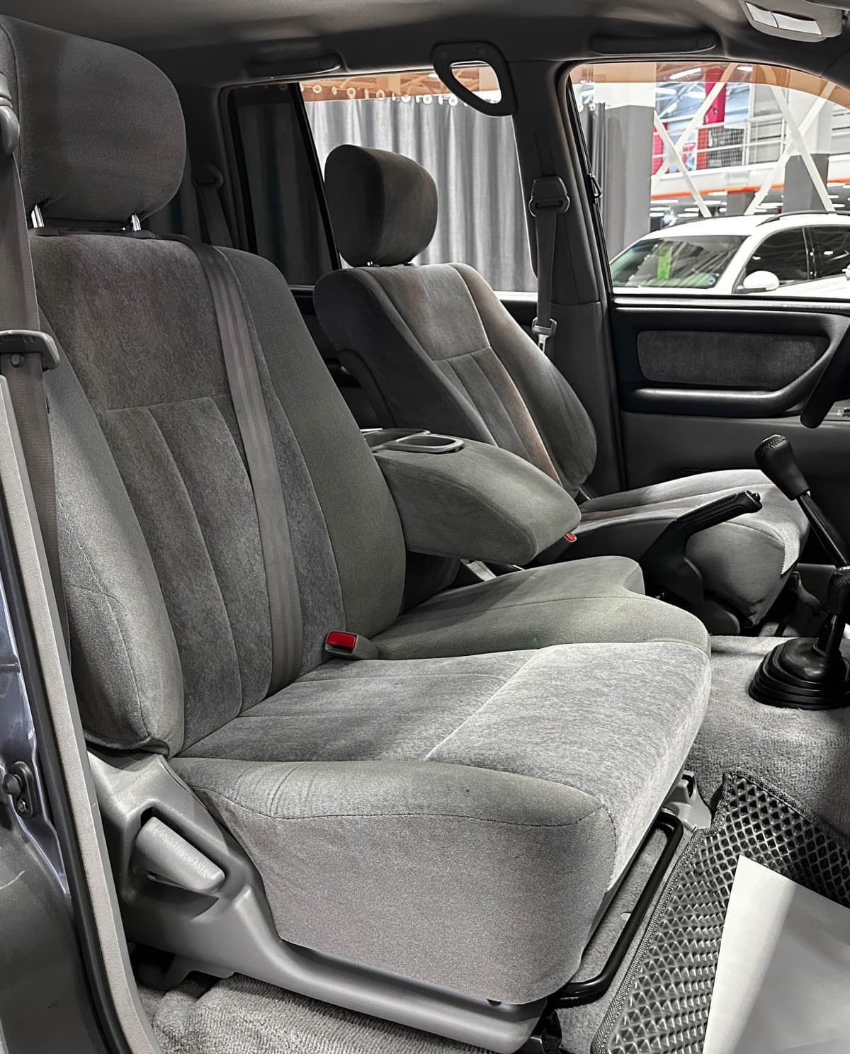 Toyota Land Cruiser 100 - фото 12