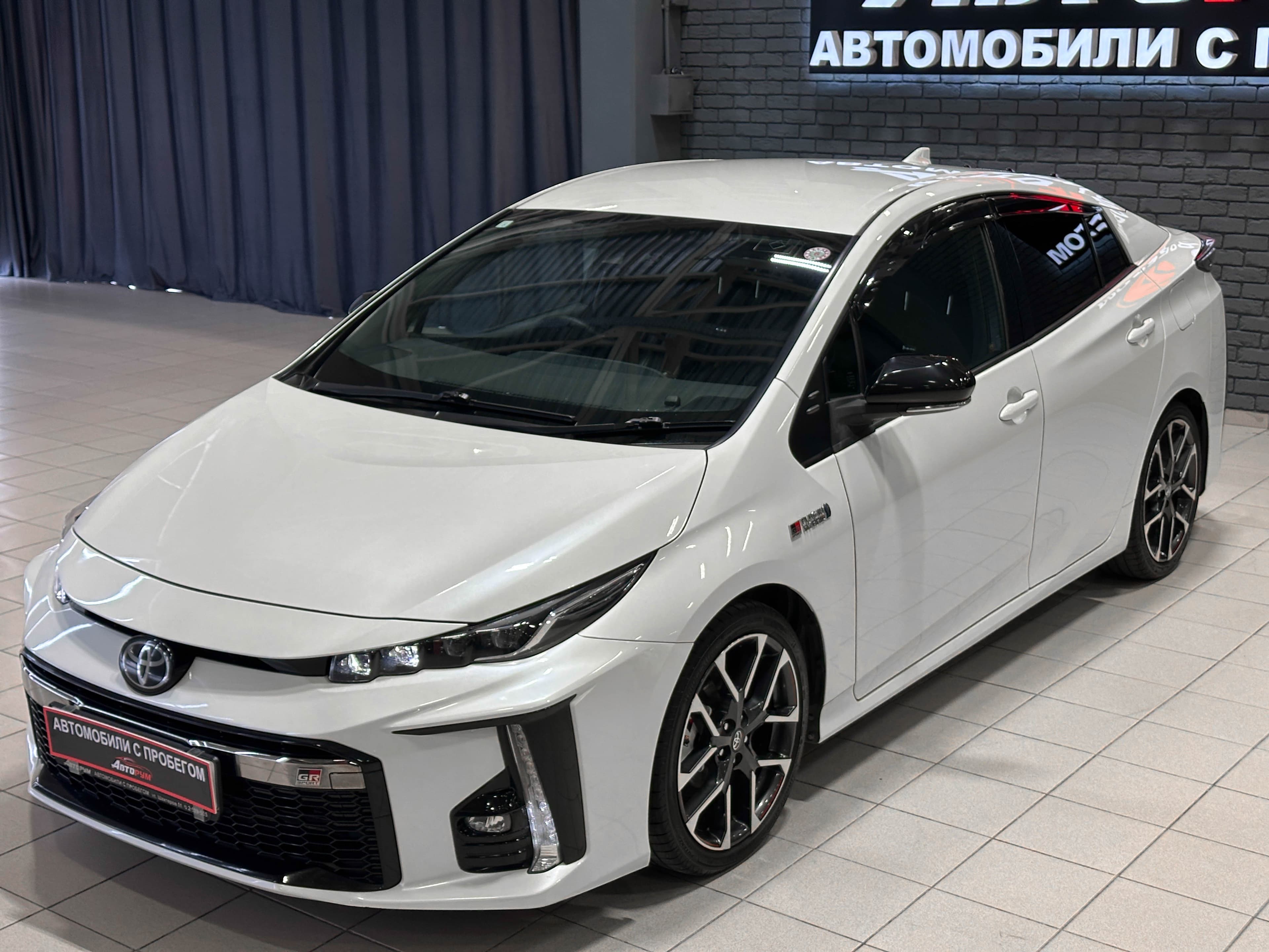 Toyota Prius HYBRID - фото 6
