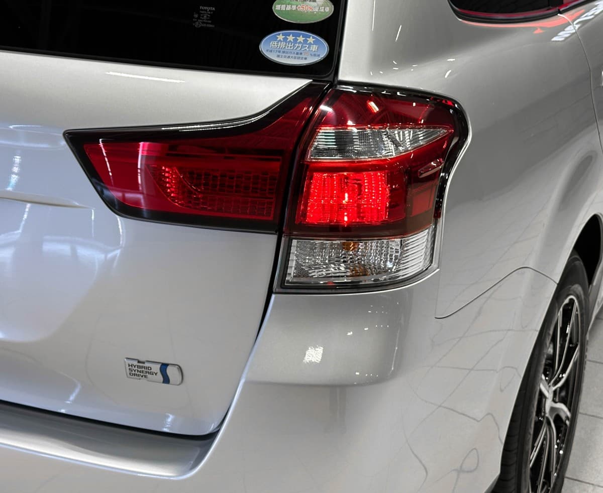 Toyota Corolla Fielder - фото 9