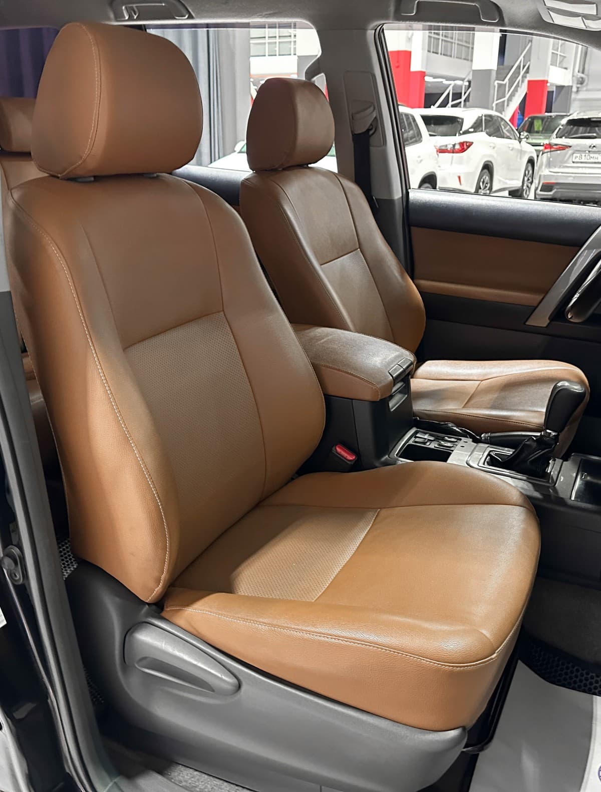 Toyota Land Cruiser Prado - фото 16