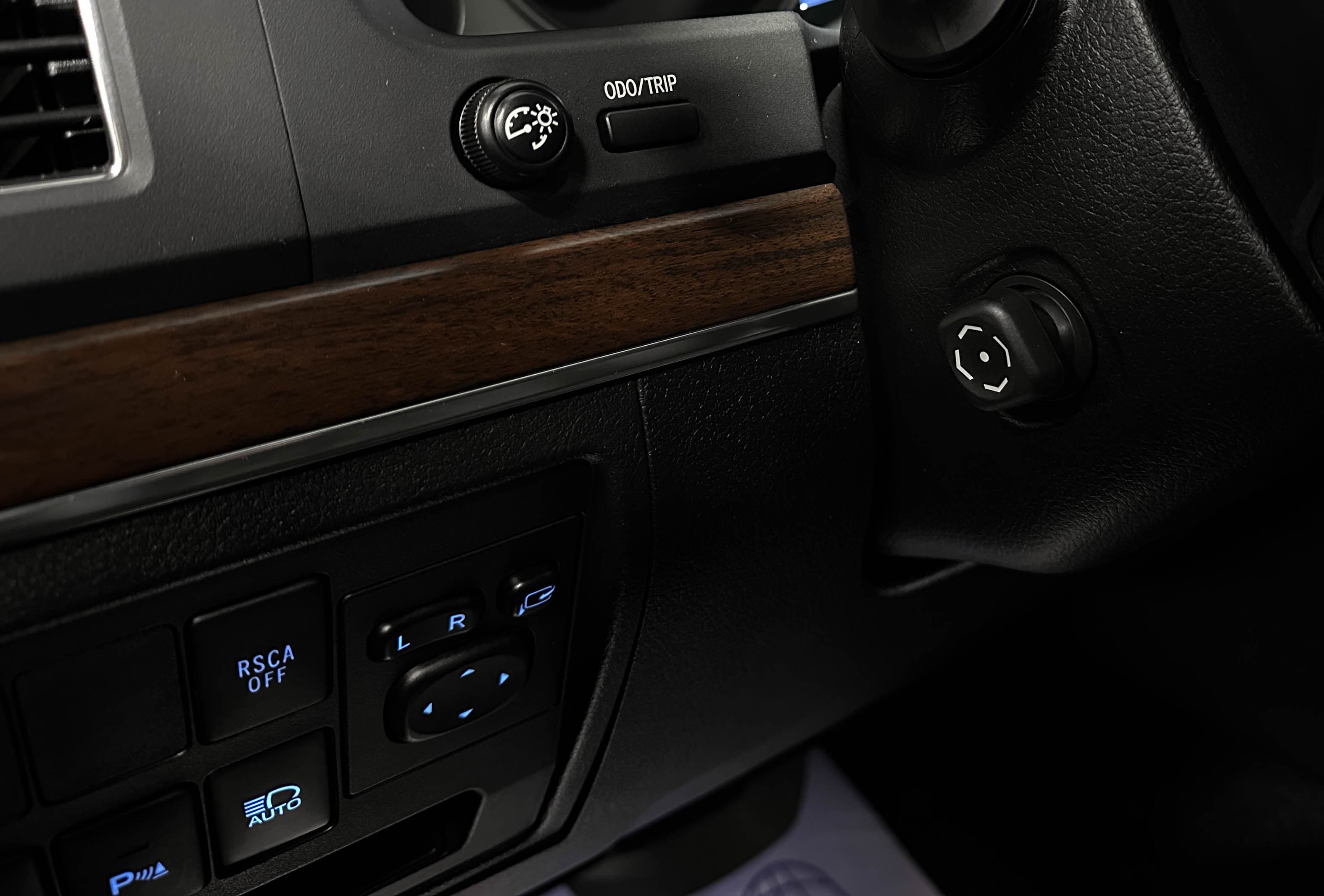 Toyota Land Cruiser 200 - фото 23