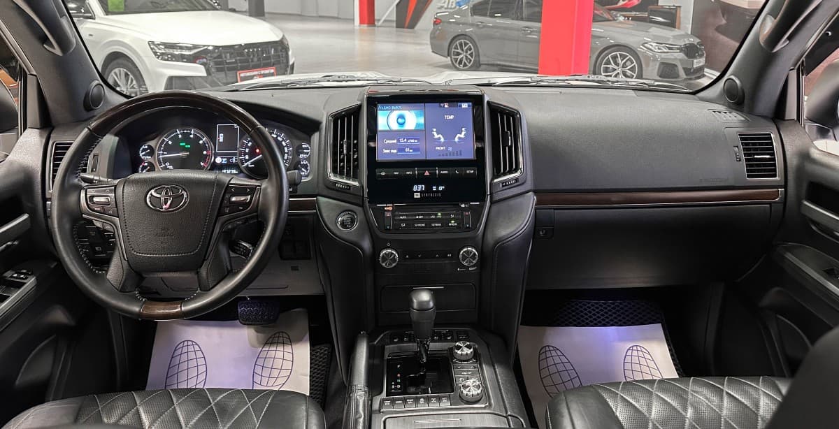 Toyota Land Cruiser 200 - фото 36