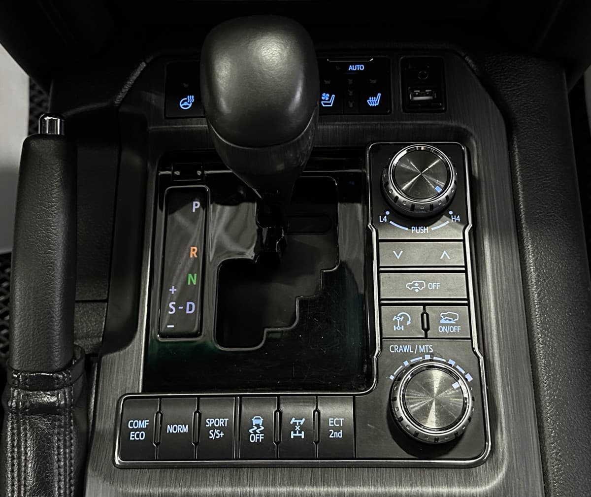 Toyota Land Cruiser 200 - фото 31