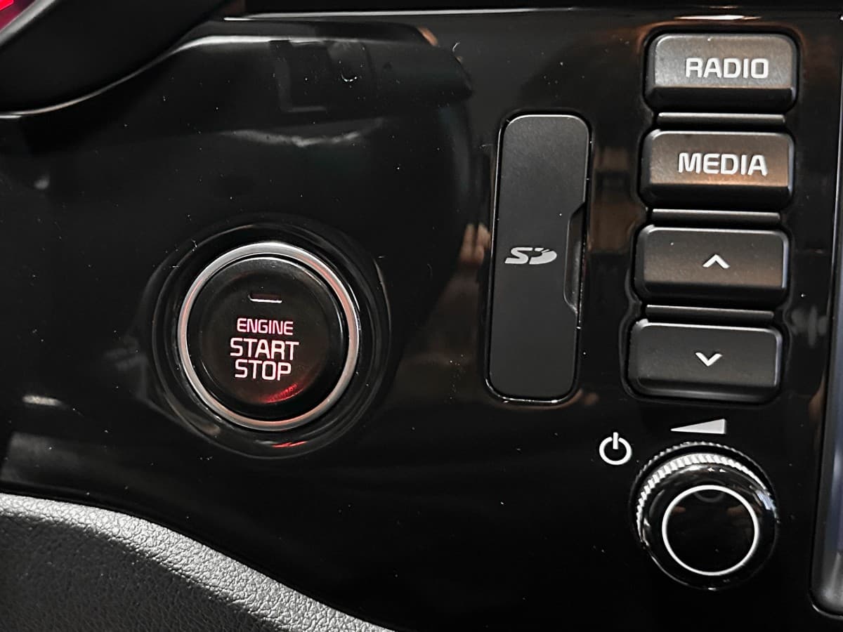 Kia Rio - фото 22