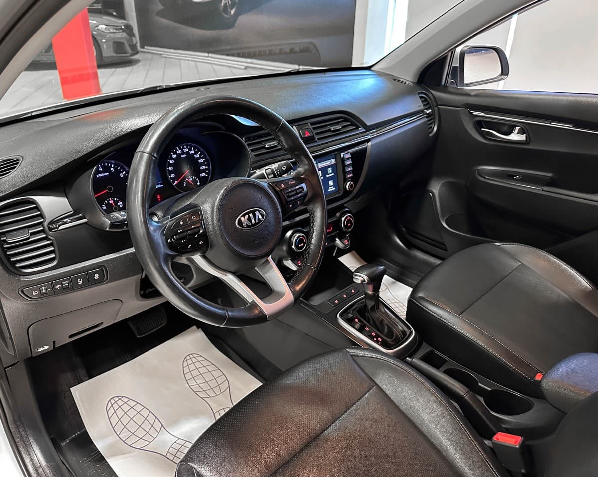 Kia Rio - фото 11