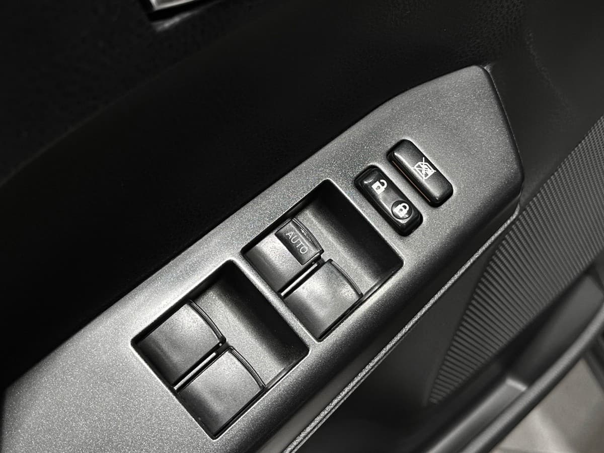 Toyota RAV4 - фото 18