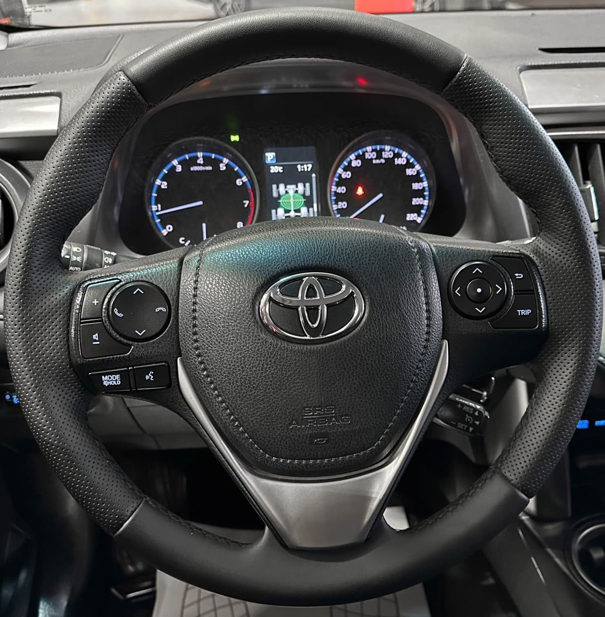 Toyota RAV4 - фото 28