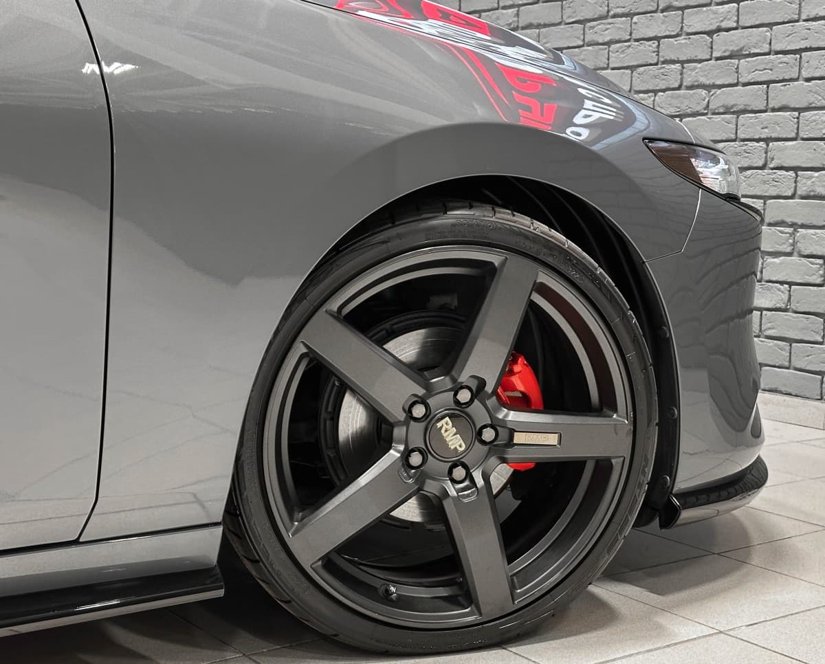 Mazda 3 - фото 11