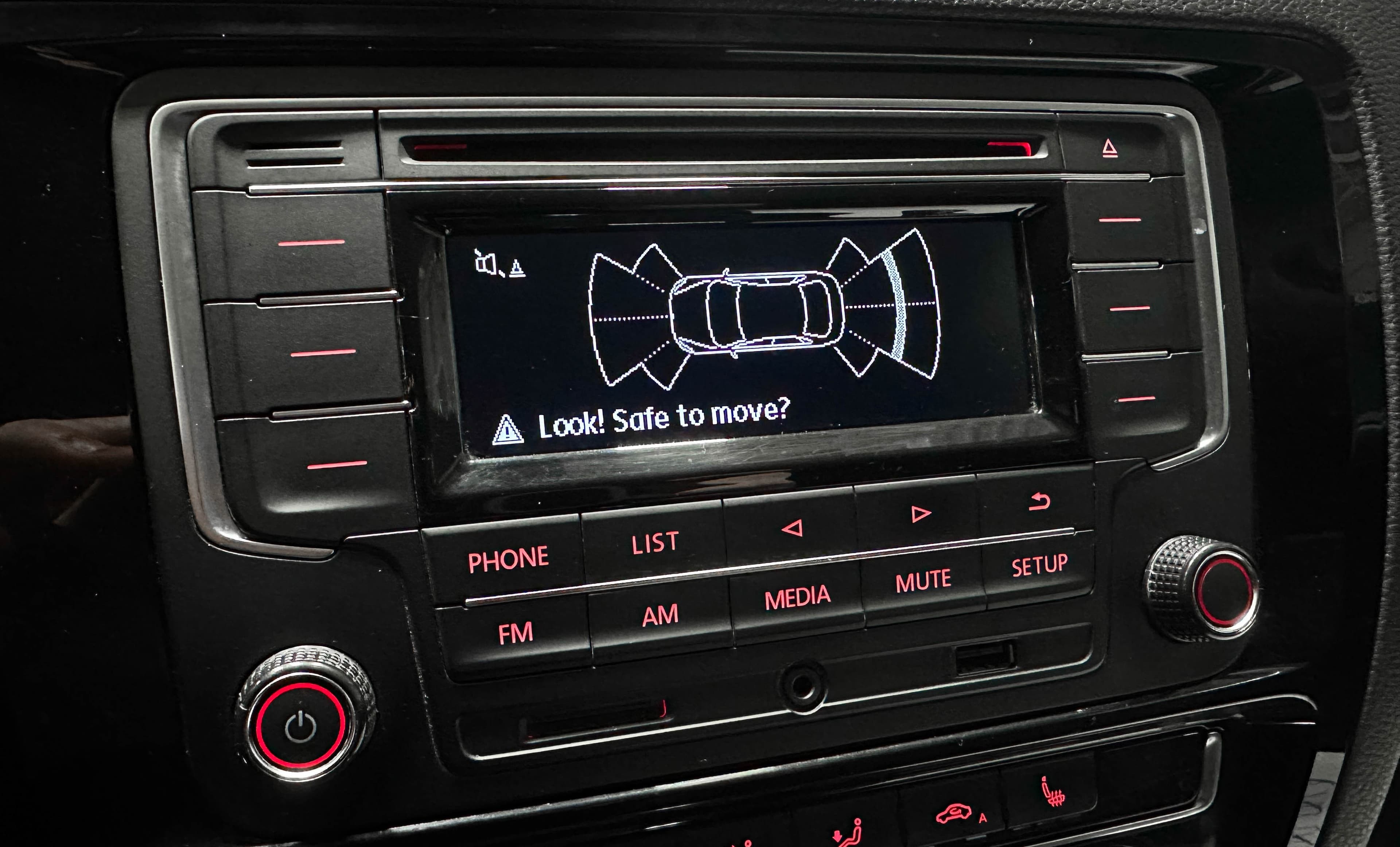 Volkswagen Jetta - фото 23