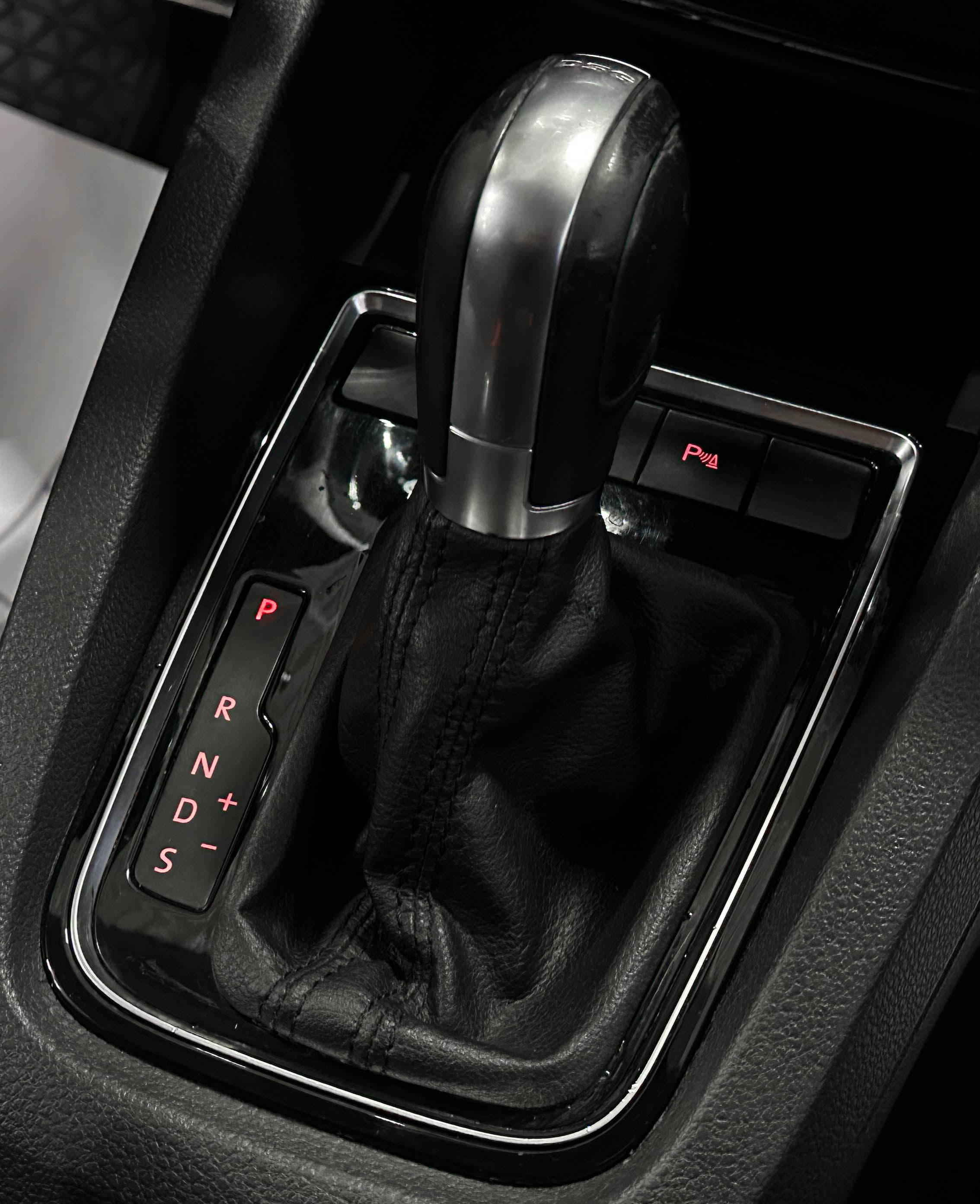 Volkswagen Jetta - фото 25