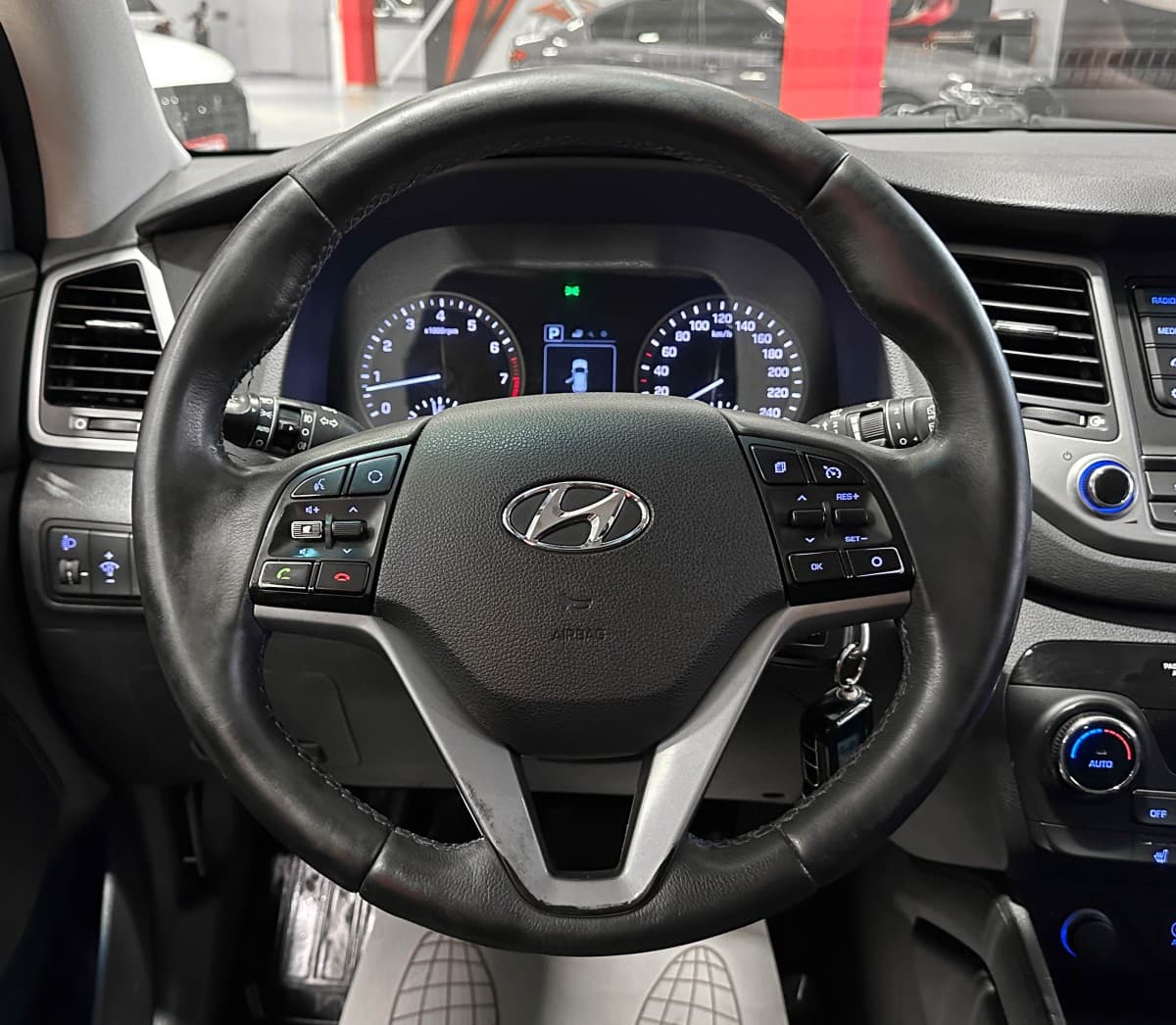 Hyundai Tucson - фото 25