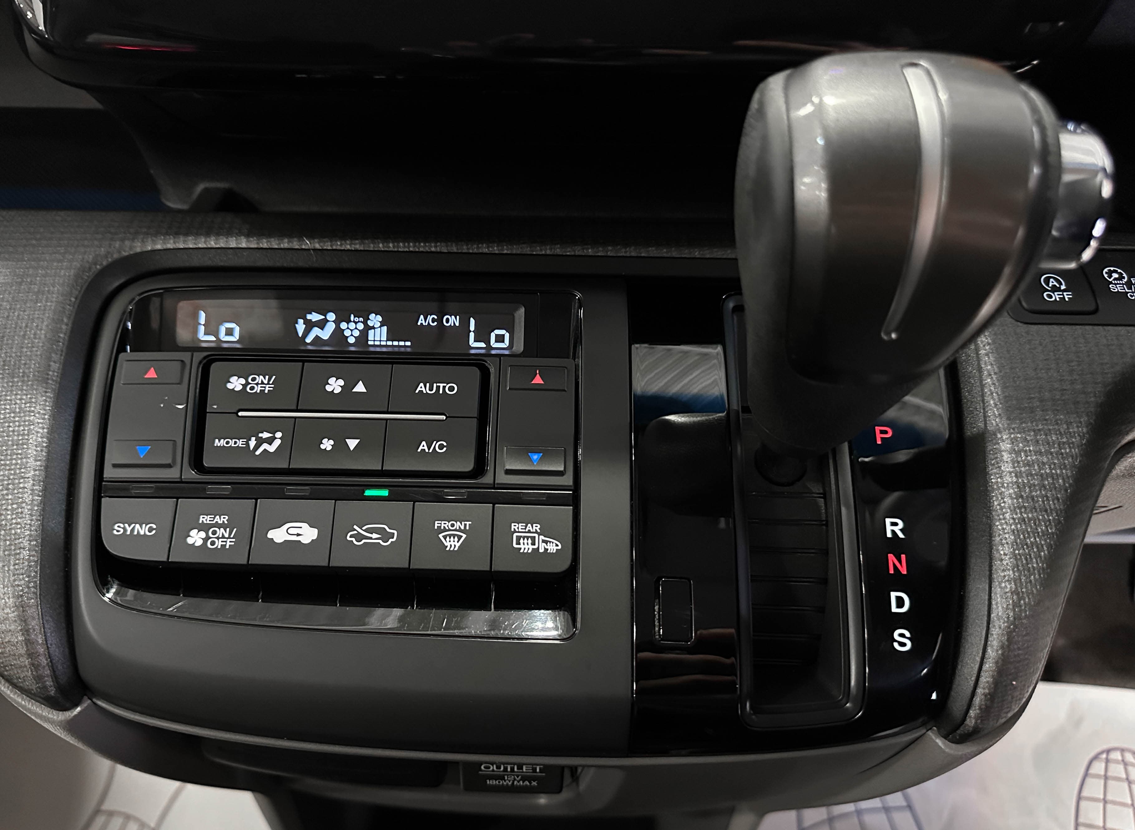 Honda Stepwgn - фото 28