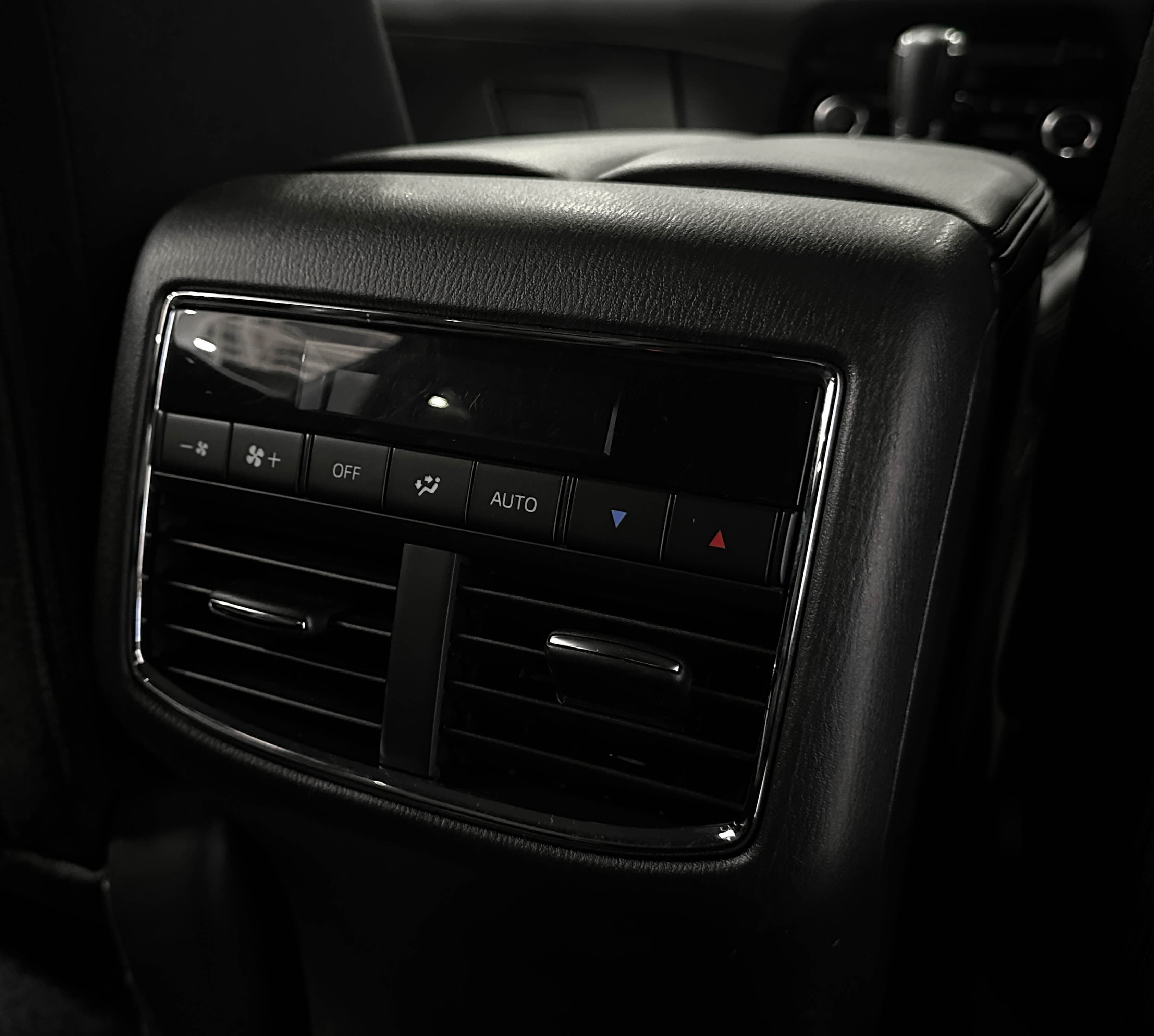 Mazda CX-8 - фото 32