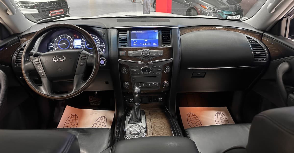 Infiniti QX80 - фото 44