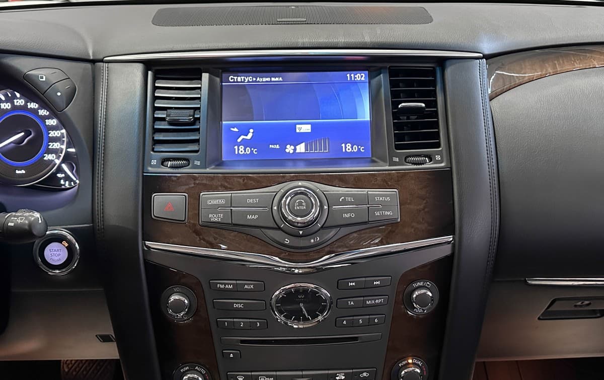 Infiniti QX80 - фото 30