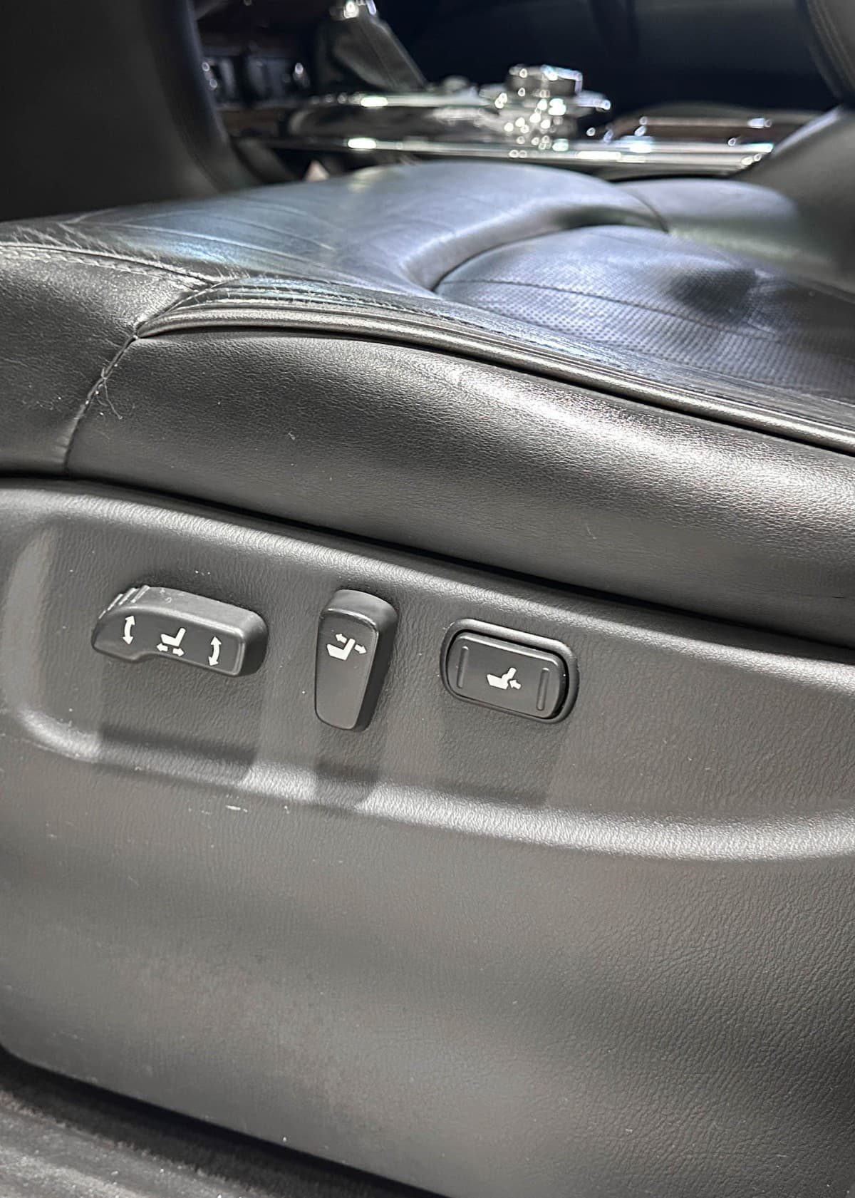 Infiniti QX80 - фото 26