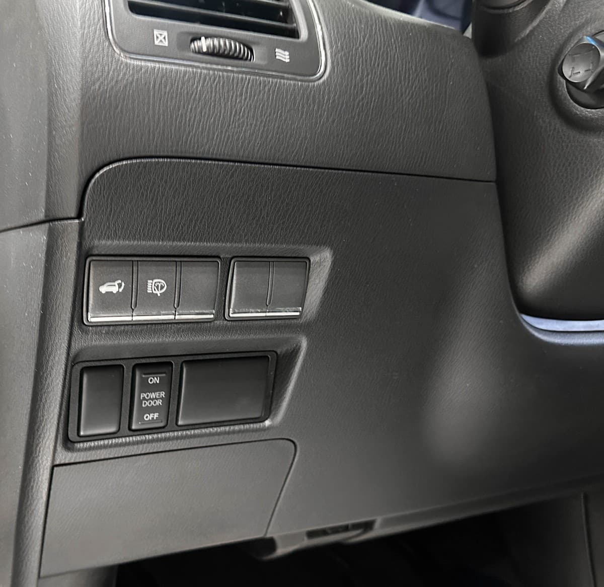 Infiniti QX80 - фото 25
