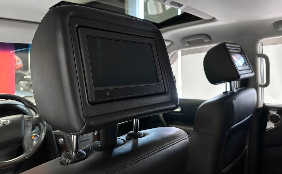 Infiniti QX80 - фото 21