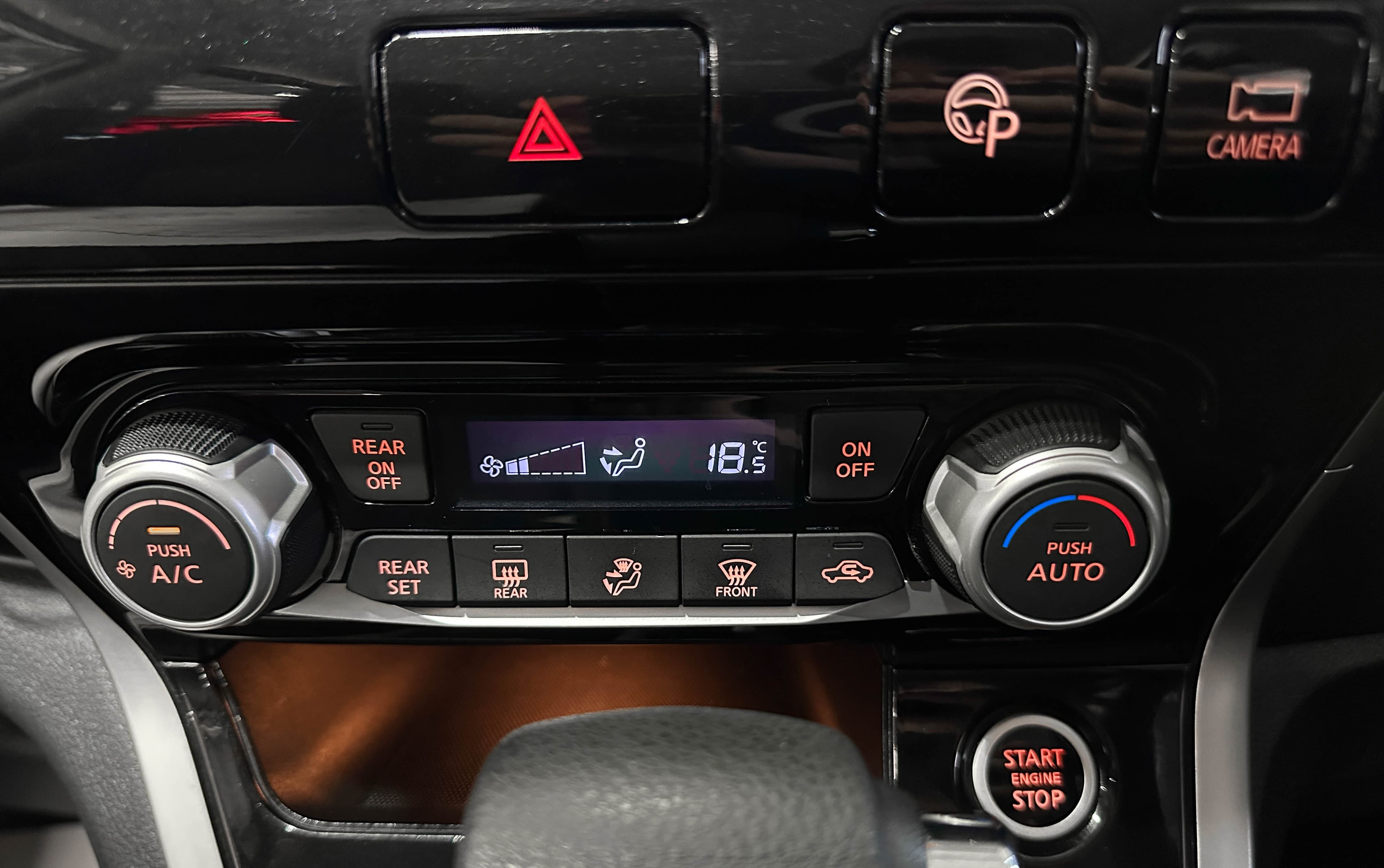 Nissan Serena Hybrid - фото 32