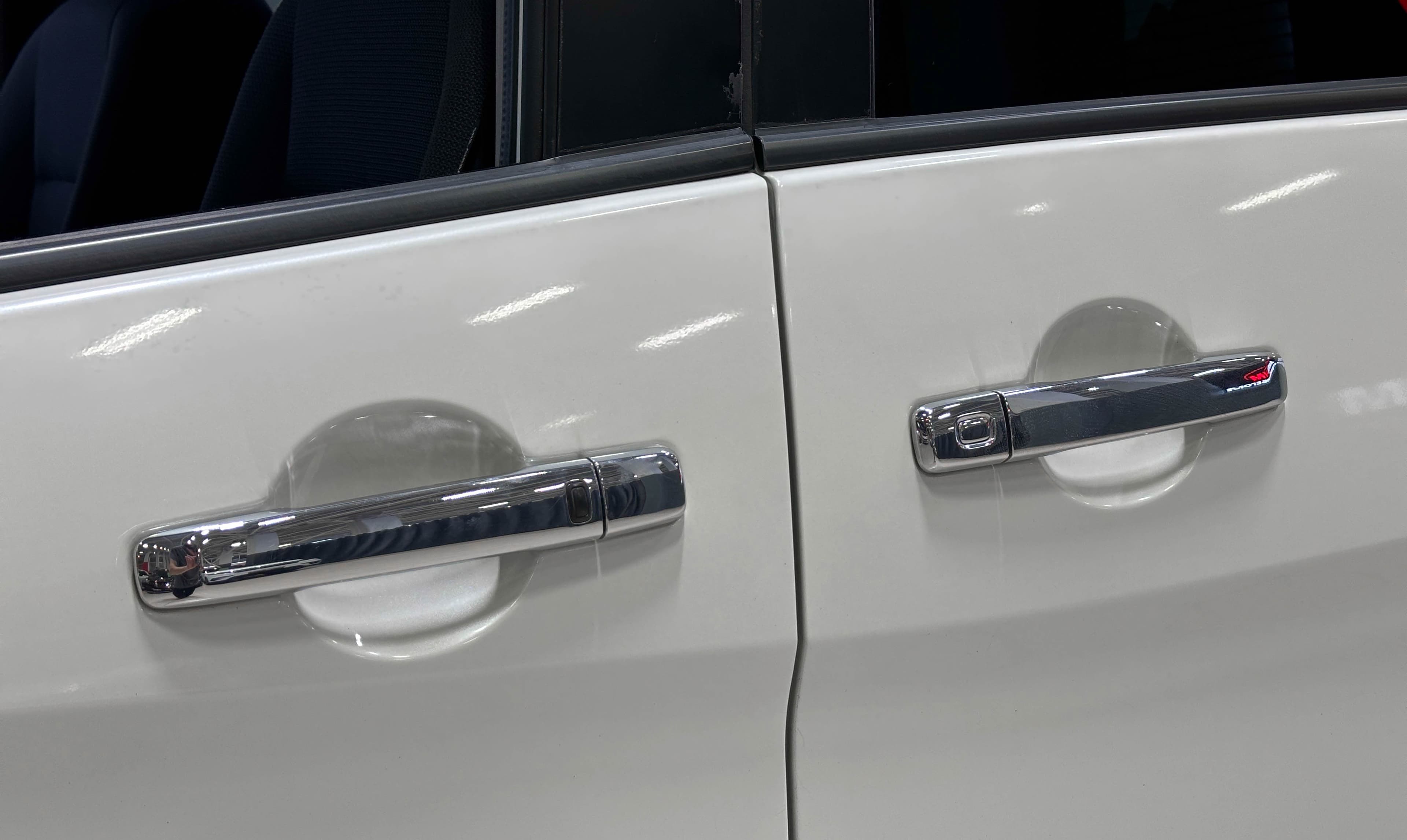 Nissan Serena Hybrid - фото 34