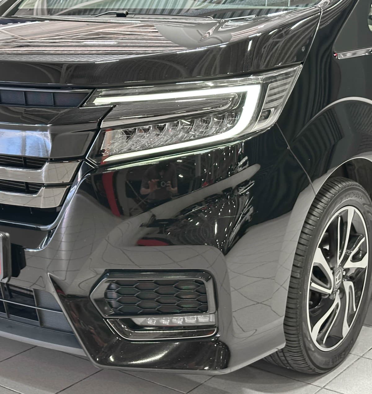 Honda Stepwgn SPADA - 4